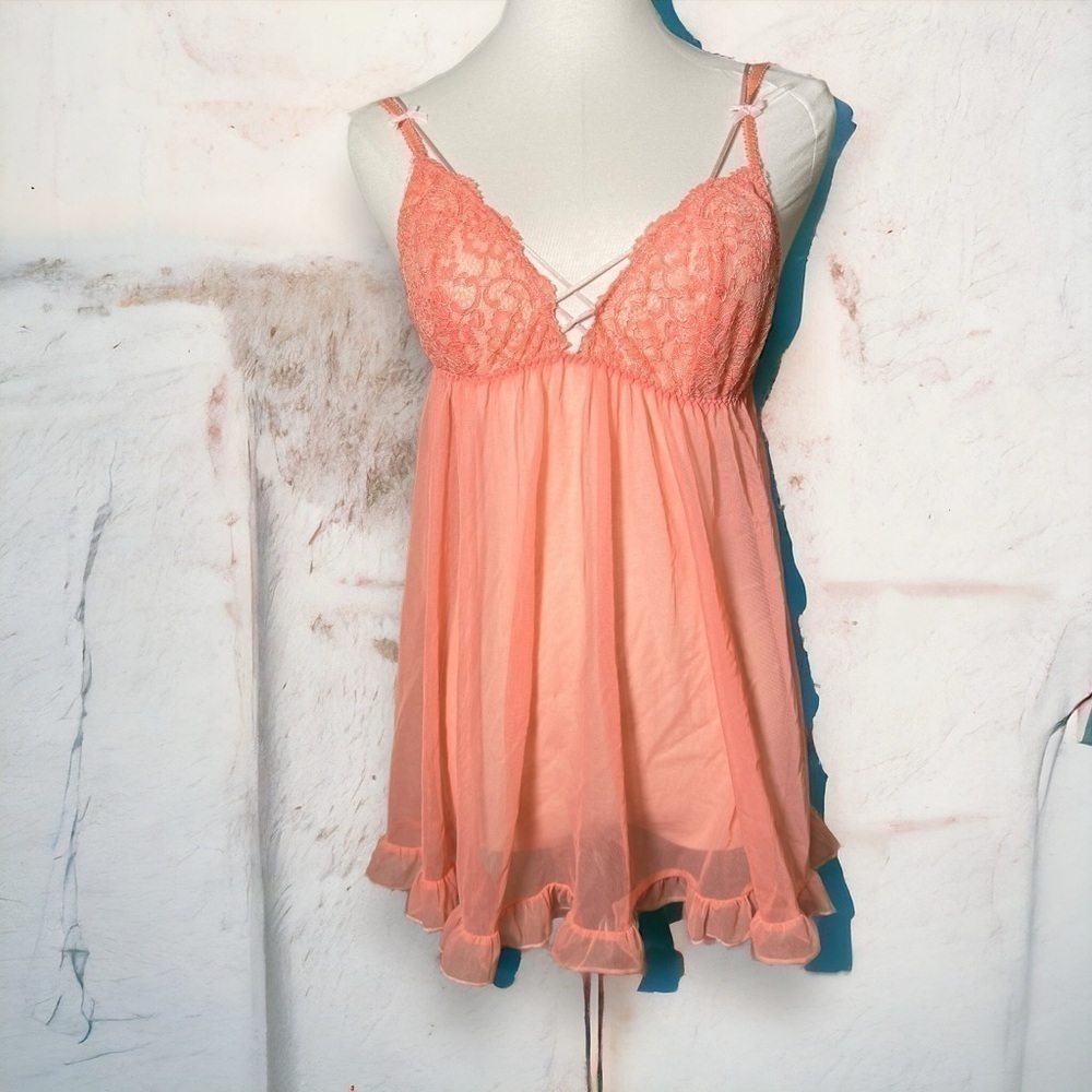 Victoria secret  peachy lace babydoll slip M feminine coquette
